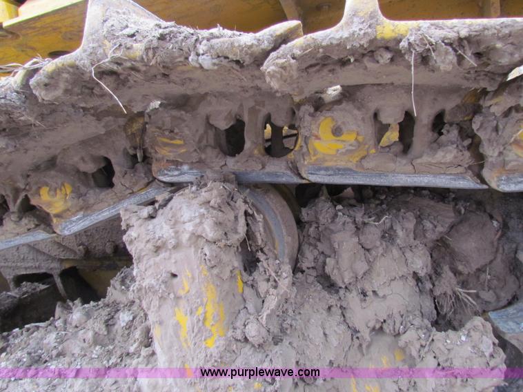 image for item AE9061 1981 Caterpillar D6D dozer