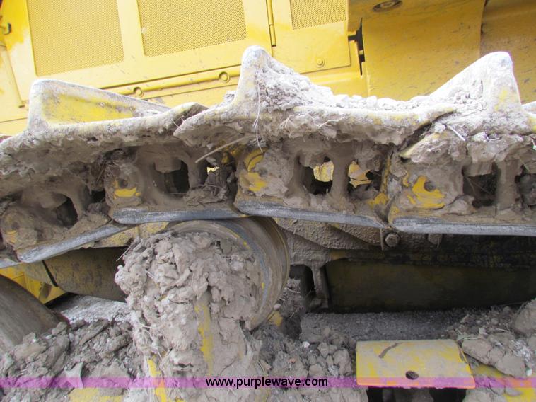 image for item AE9061 1981 Caterpillar D6D dozer
