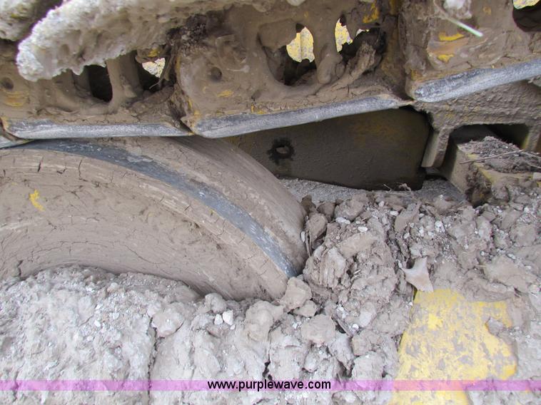 image for item AE9061 1981 Caterpillar D6D dozer