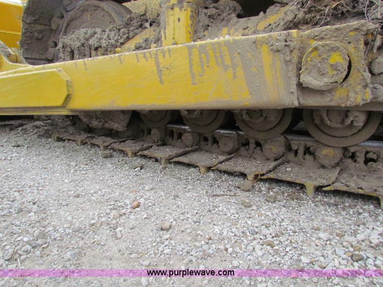 image for item AE9061 1981 Caterpillar D6D dozer