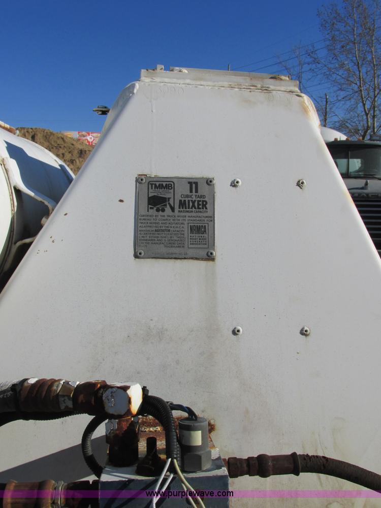 image for item AN9131 1989 International Paystar 5000 mixer truck