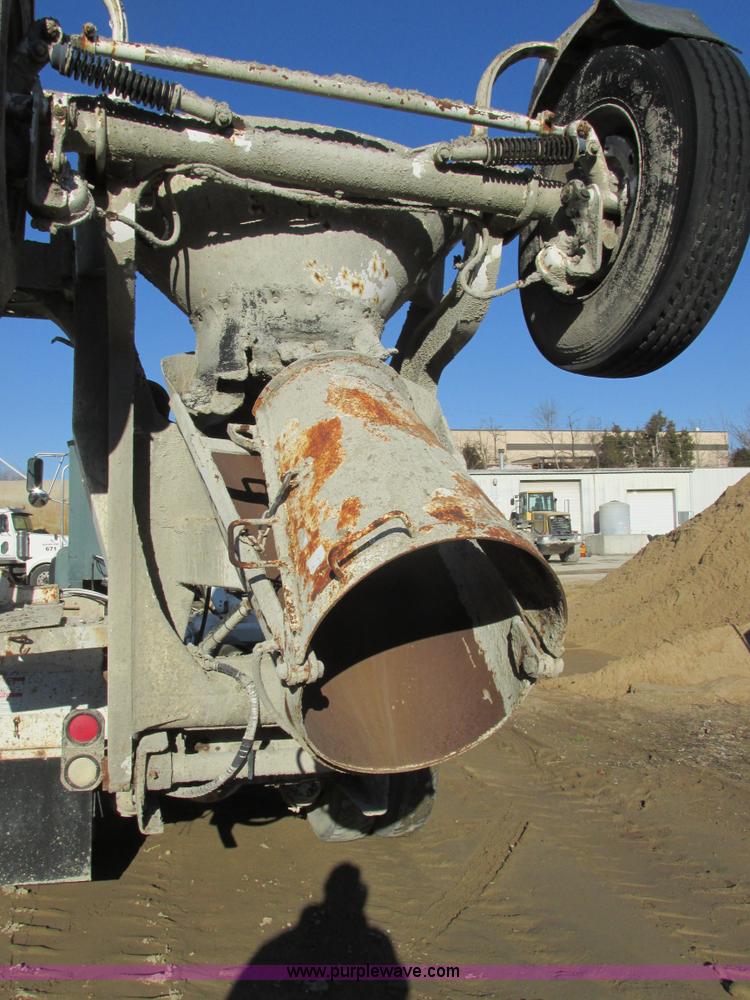 image for item AN9131 1989 International Paystar 5000 mixer truck