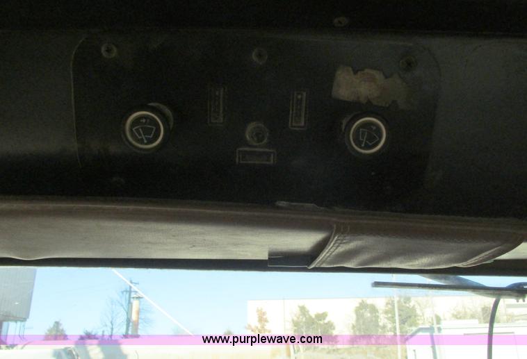 image for item AN9131 1989 International Paystar 5000 mixer truck