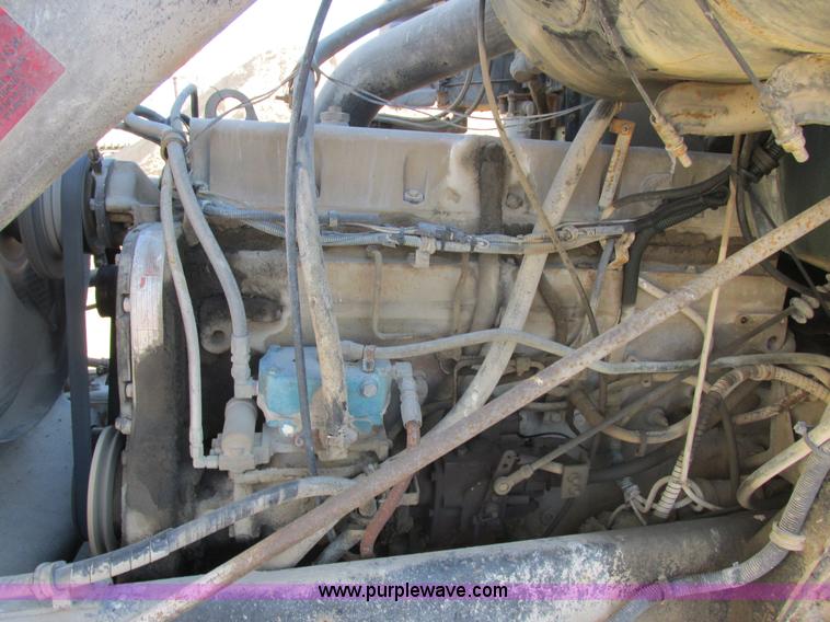 image for item AN9131 1989 International Paystar 5000 mixer truck