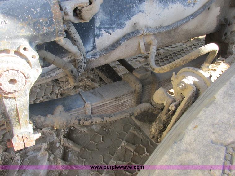 image for item AN9131 1989 International Paystar 5000 mixer truck