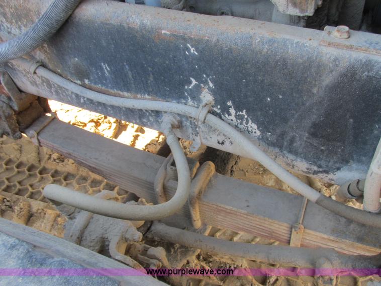 image for item AN9131 1989 International Paystar 5000 mixer truck