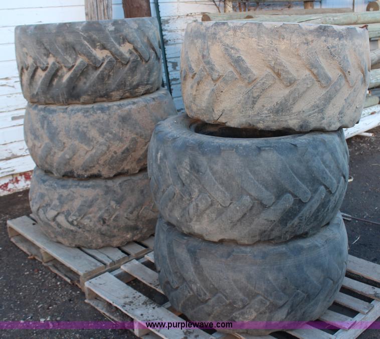 image for item AU9787 (6) 38x18.00-20 tires