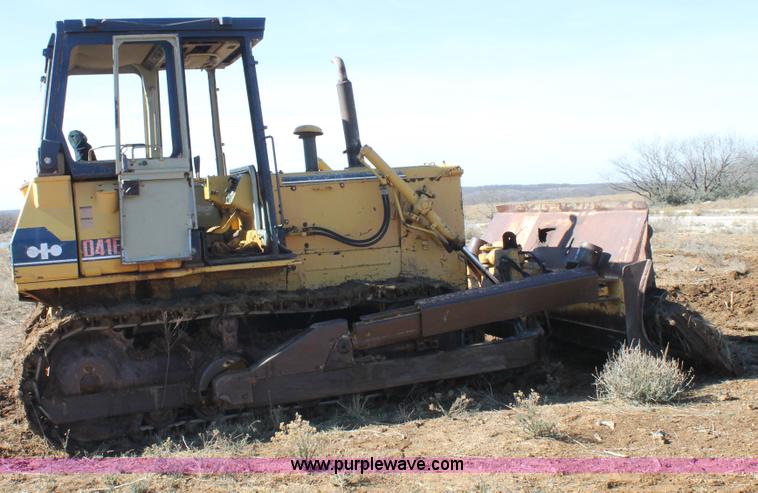 image for item C3717 1996 Komatsu D41E-3 dozer