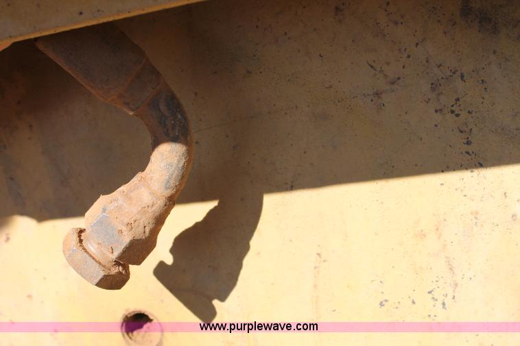 image for item C3717 1996 Komatsu D41E-3 dozer