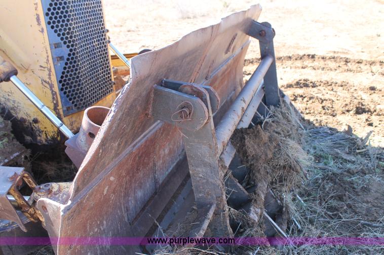 image for item C3717 1996 Komatsu D41E-3 dozer