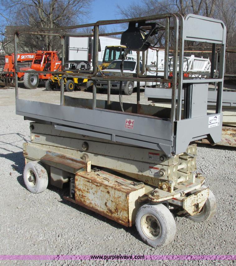image for item F4849 Terex TS20 scissor lift