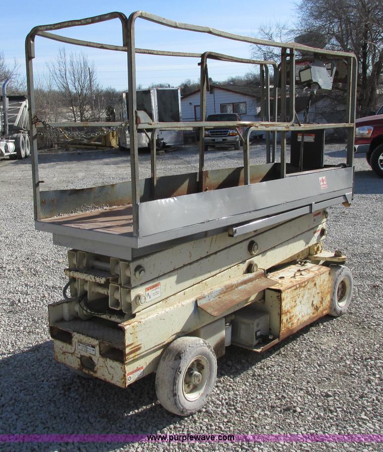 image for item F4849 Terex TS20 scissor lift