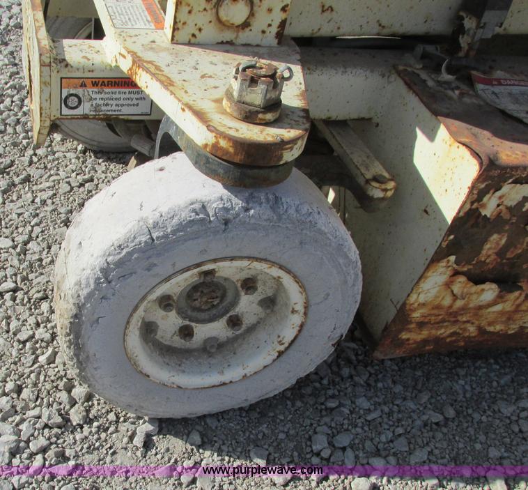 image for item F4849 Terex TS20 scissor lift