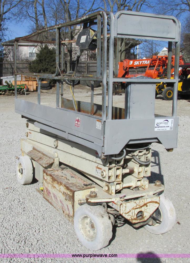 image for item F4850 Terex TS20 scissor lift