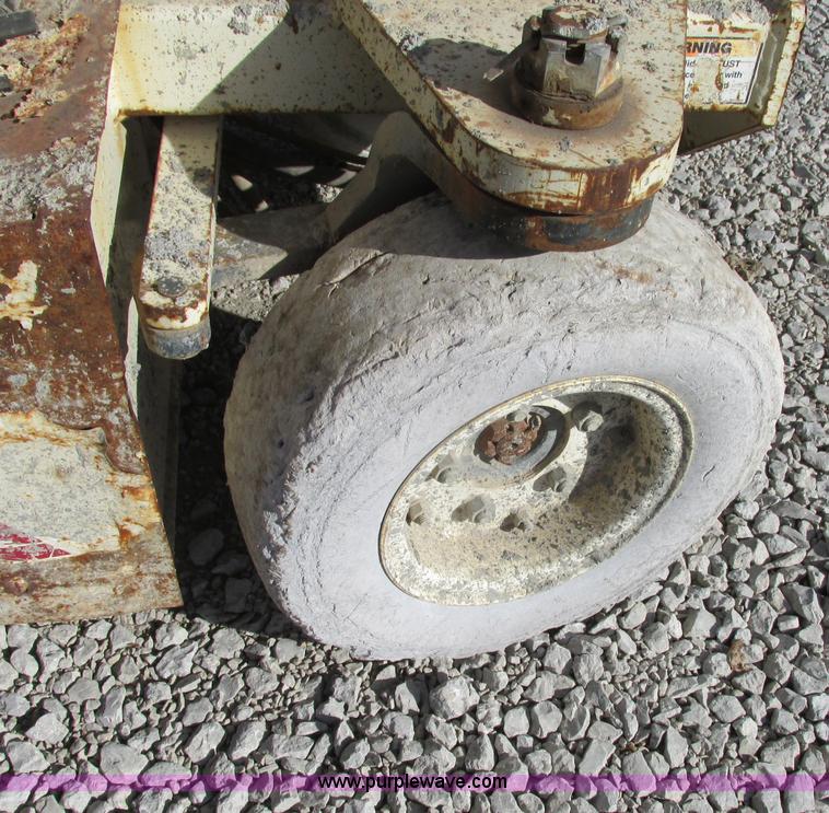 image for item F4850 Terex TS20 scissor lift