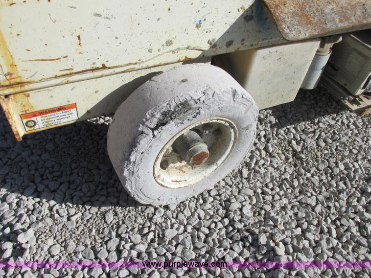 image for item F4850 Terex TS20 scissor lift