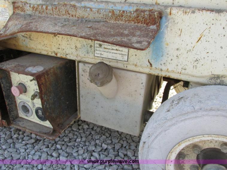 image for item F4850 Terex TS20 scissor lift