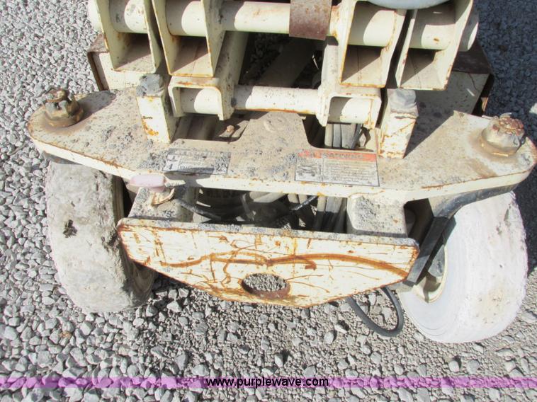 image for item F4850 Terex TS20 scissor lift