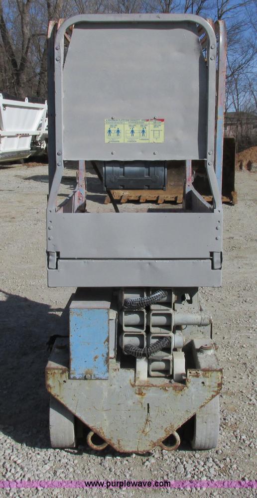 image for item F4851 Mec 193ZES scissor lift