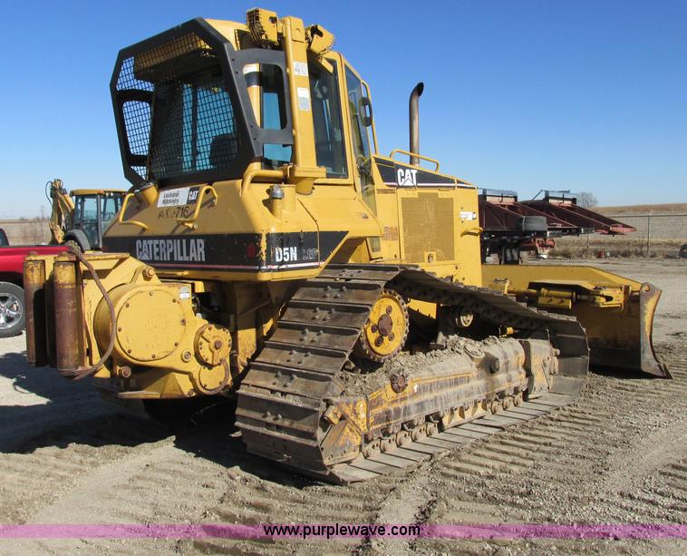 image for item F4853 2004 Caterpillar D5N LGP dozer