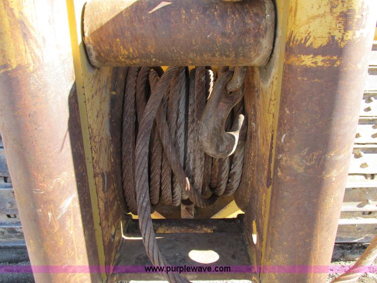 image for item F4853 2004 Caterpillar D5N LGP dozer