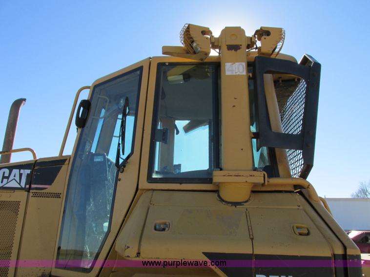 image for item F4853 2004 Caterpillar D5N LGP dozer