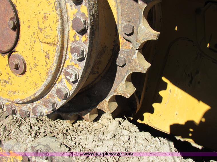 image for item F4853 2004 Caterpillar D5N LGP dozer