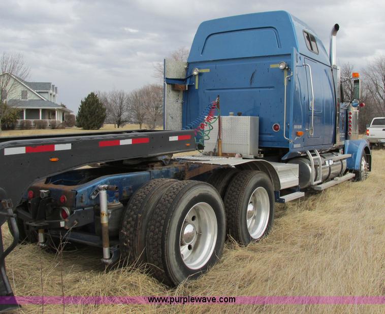 image for item F4854 1998 Western Star 4964EX semi truck