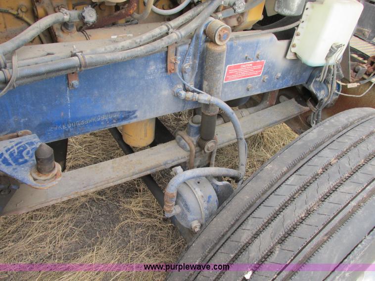 image for item F4854 1998 Western Star 4964EX semi truck