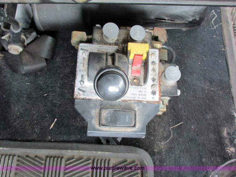 image for item F4854 1998 Western Star 4964EX semi truck