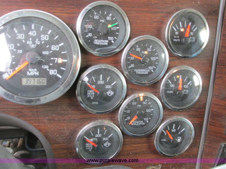 image for item F4854 1998 Western Star 4964EX semi truck