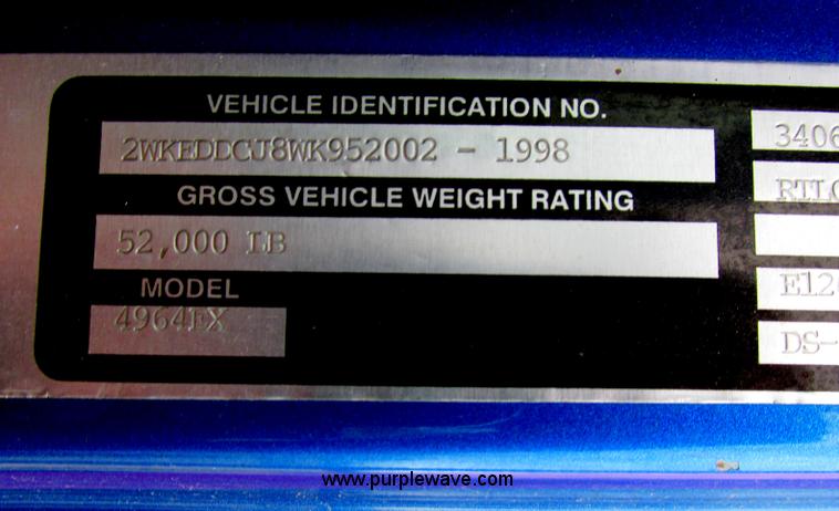 image for item F4854 1998 Western Star 4964EX semi truck