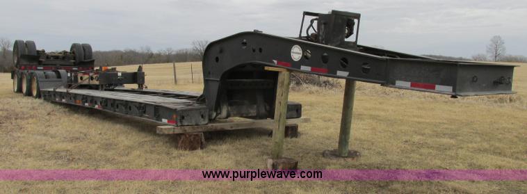 image for item F4857 2001 Fontaine TL50NEB triple axle trailer with stinger