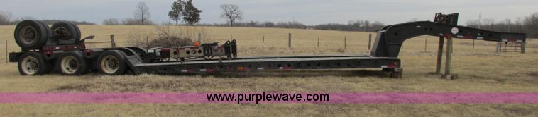 image for item F4857 2001 Fontaine TL50NEB triple axle trailer with stinger