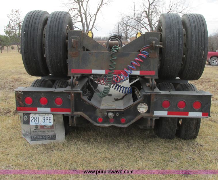 image for item F4857 2001 Fontaine TL50NEB triple axle trailer with stinger