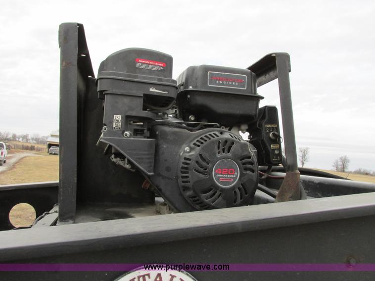 image for item F4857 2001 Fontaine TL50NEB triple axle trailer with stinger