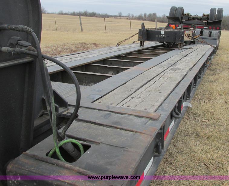 image for item F4857 2001 Fontaine TL50NEB triple axle trailer with stinger