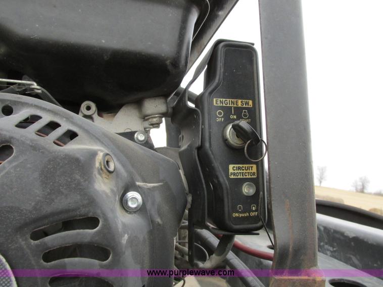 image for item F4857 2001 Fontaine TL50NEB triple axle trailer with stinger