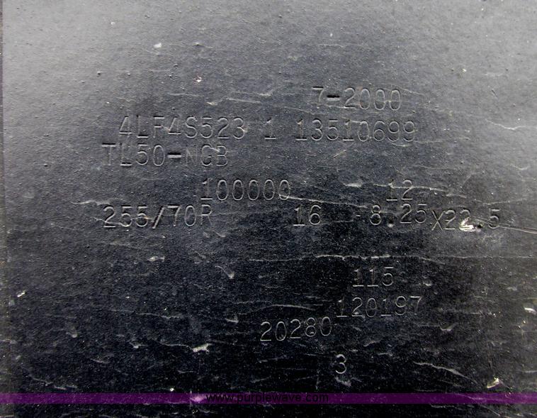 image for item F4857 2001 Fontaine TL50NEB triple axle trailer with stinger