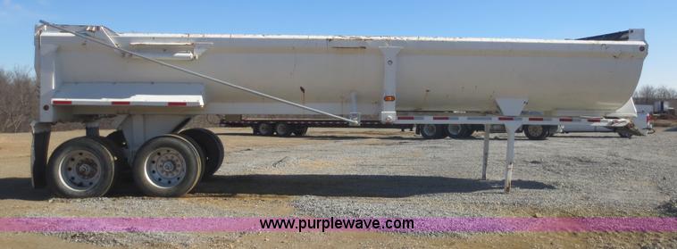 image for item F6648 2000 CPS 32' end dump trailer