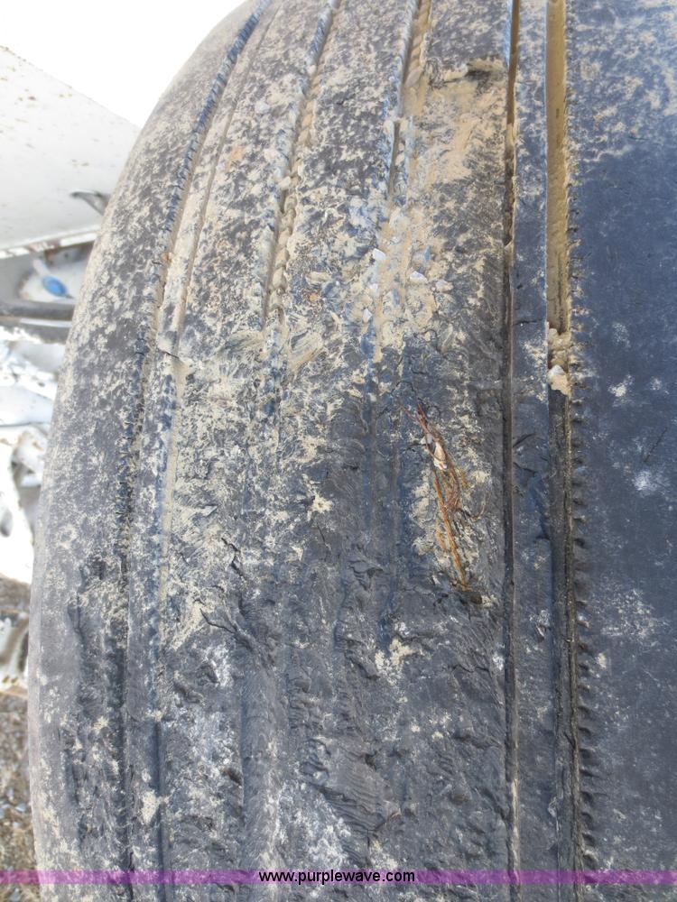 image for item F6648 2000 CPS 32' end dump trailer