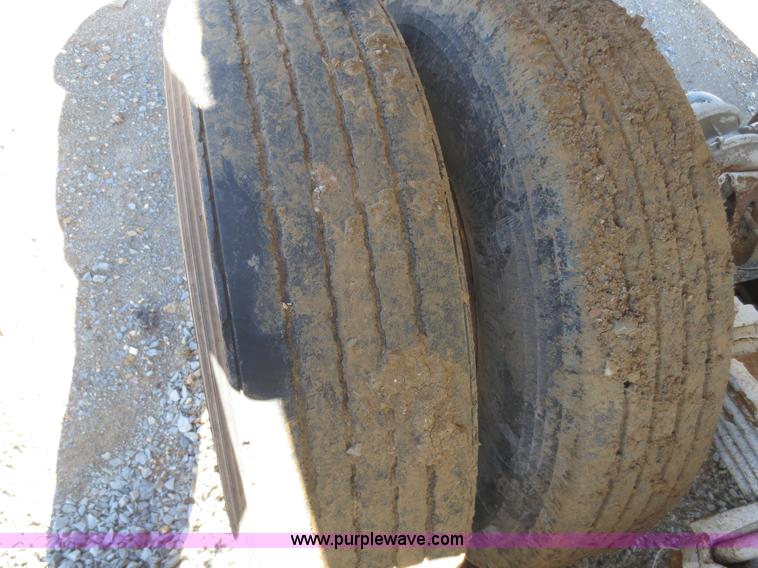 image for item F6648 2000 CPS 32' end dump trailer