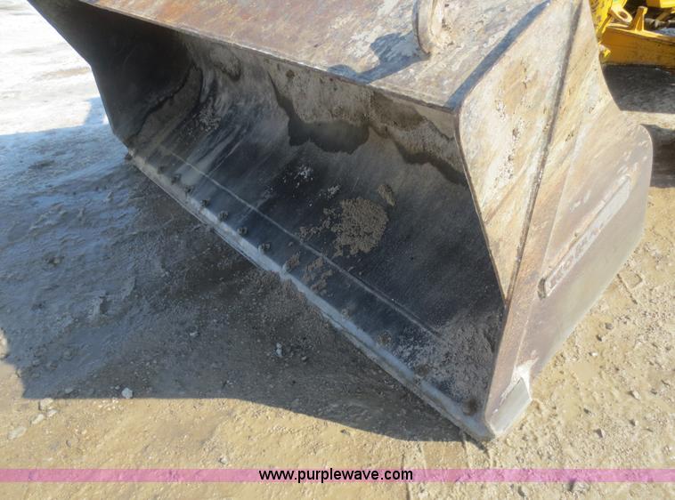 image for item F6753 2003 Komatsu 150 utility backhoe