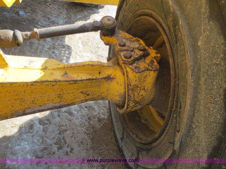 image for item F6753 2003 Komatsu 150 utility backhoe