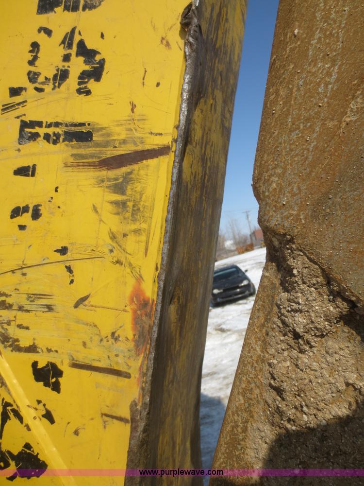 image for item F6753 2003 Komatsu 150 utility backhoe