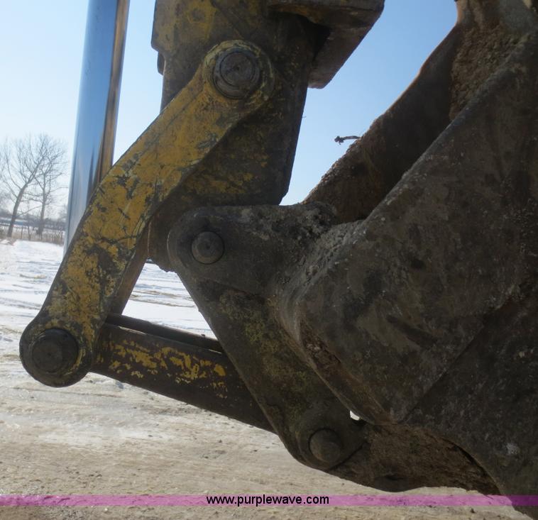 image for item F6753 2003 Komatsu 150 utility backhoe