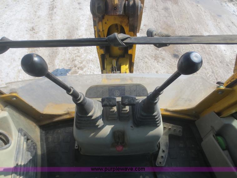 image for item F6753 2003 Komatsu 150 utility backhoe