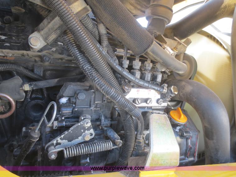 image for item F6753 2003 Komatsu 150 utility backhoe