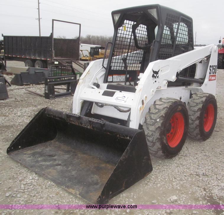 image for item F7230 2007 Bobcat S150 skid steer