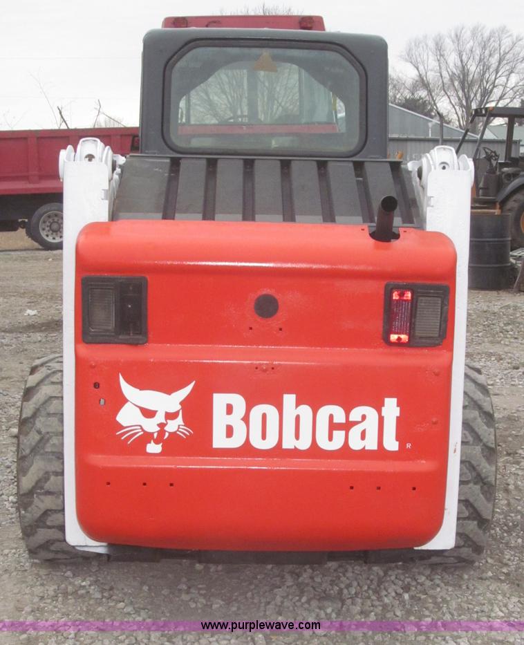 image for item F7230 2007 Bobcat S150 skid steer